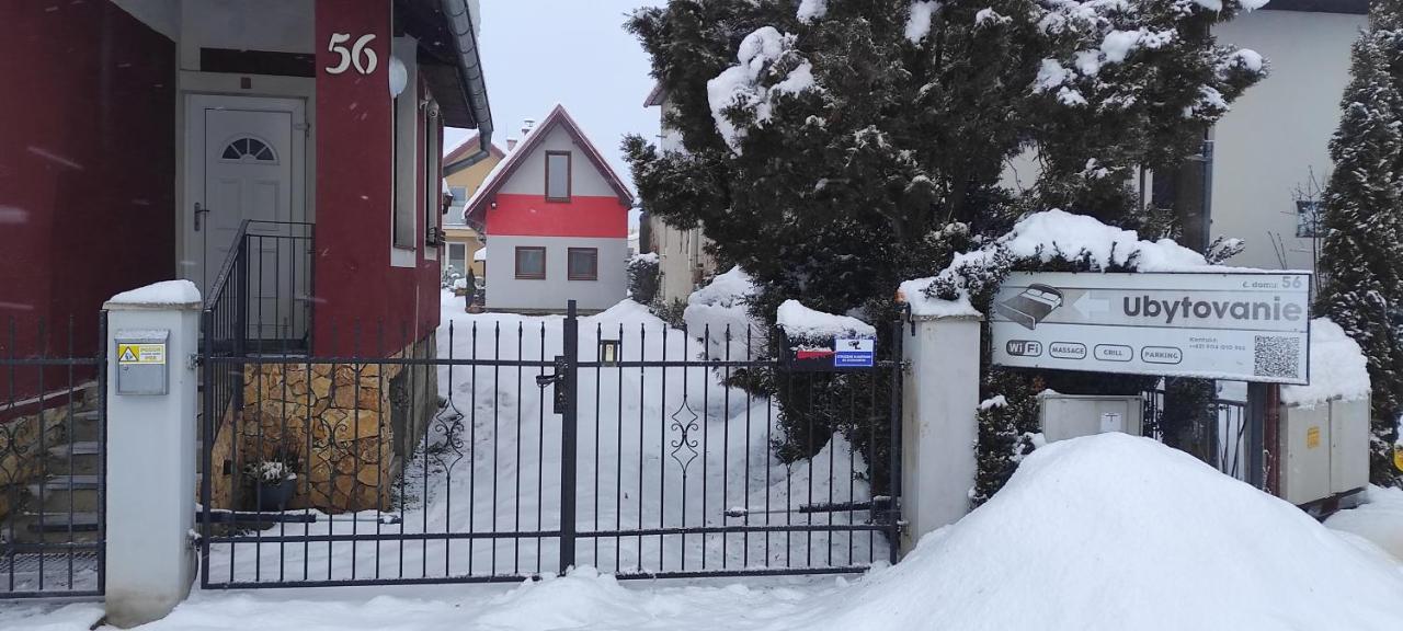 Petunia-Dom S Dvoma Spalnami Bešeňová Exterior foto